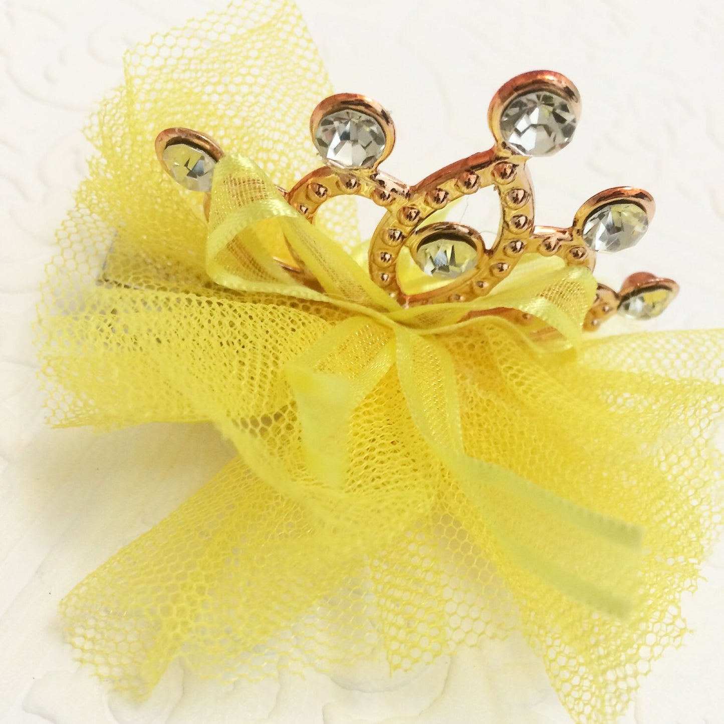 Yellow tiara, yellow crown, tiara, crown, baby tiara, baby crown, summer tiara, gold crown, photography prop, baby prop, tulle tiara, yellow