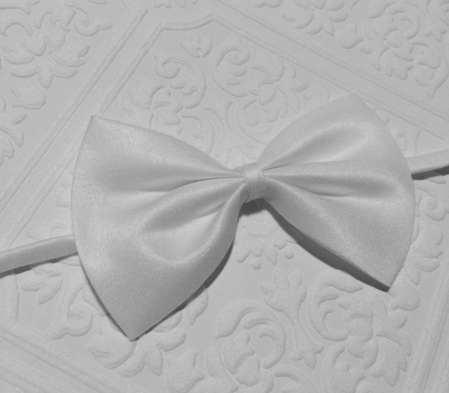 white bow tie, classic white bow tie, white baby bow tie, baby bow tie, toddler bow tie, white toddler bow tie, wedding boy tie, bow tie