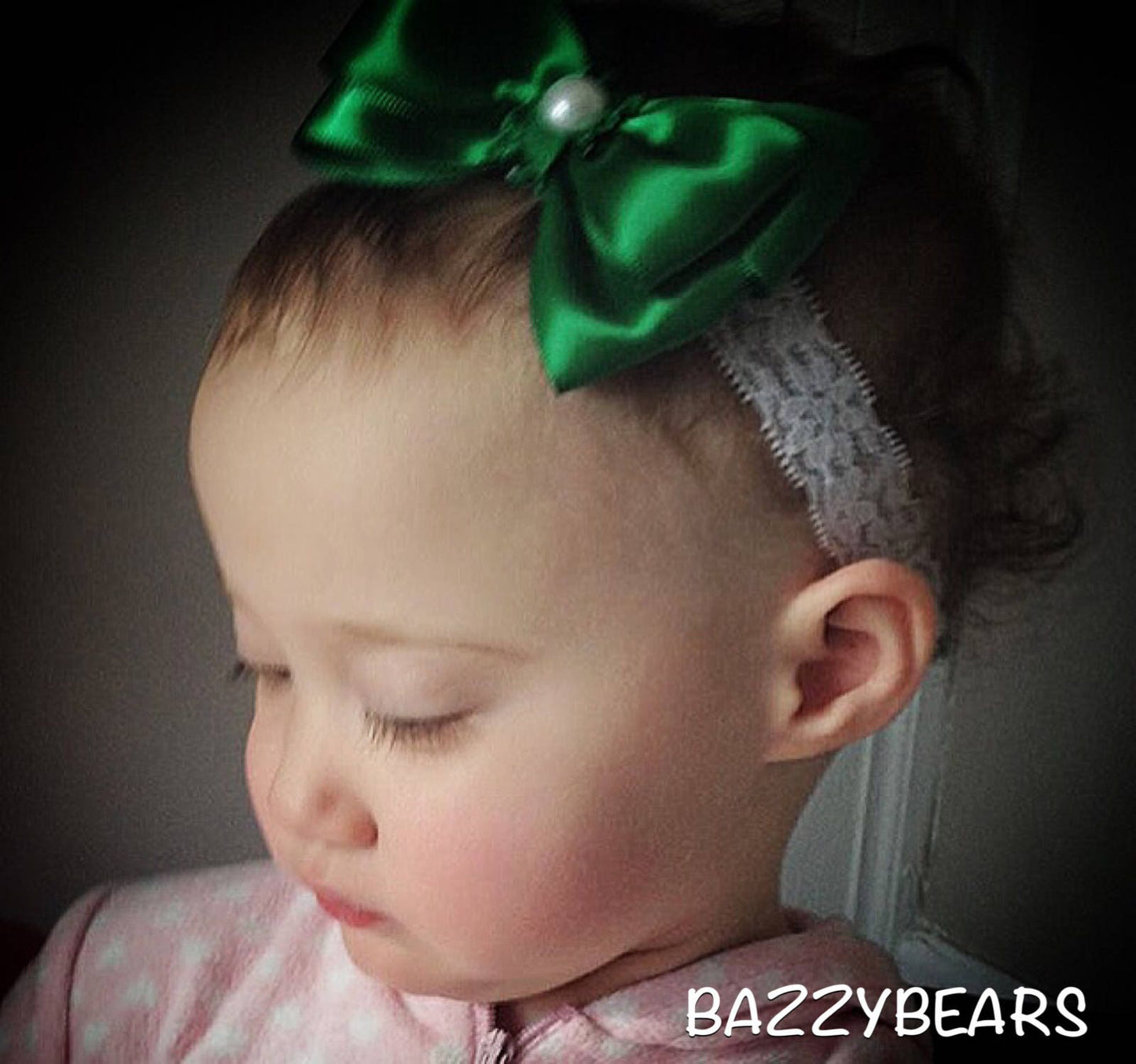 Green baby headband, emerald headband, green baby bow, green bow, green bow headband, bow headband, st.patricks headband, holiday headband