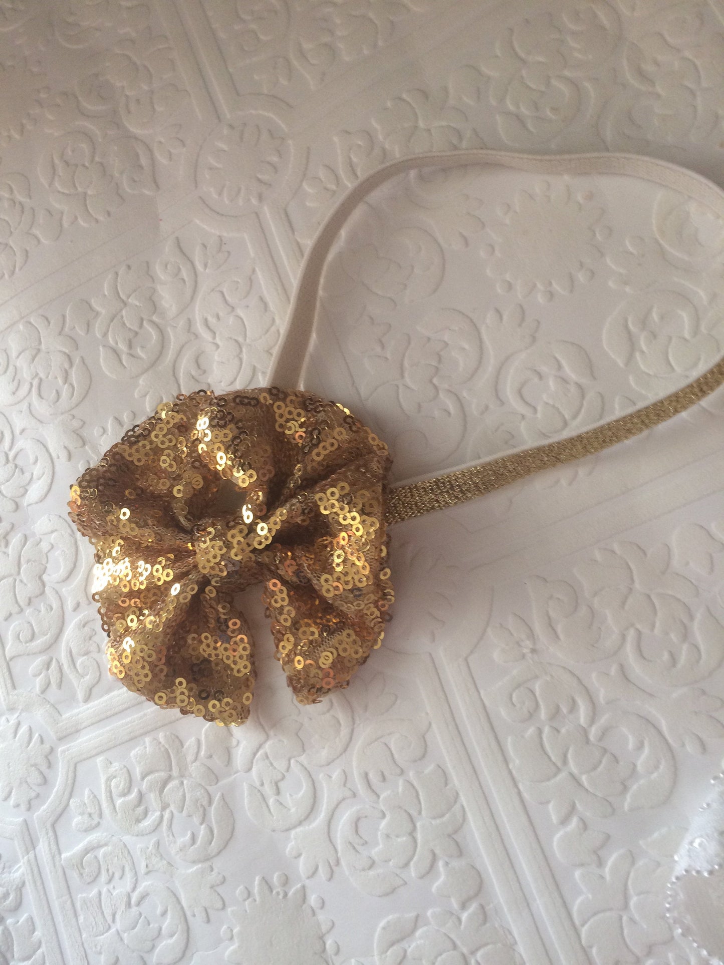 Gold bow headband, bow headband, gold headband, baby gold headband, Christmas headband, Christmas baby headband, sparkling headband, prop