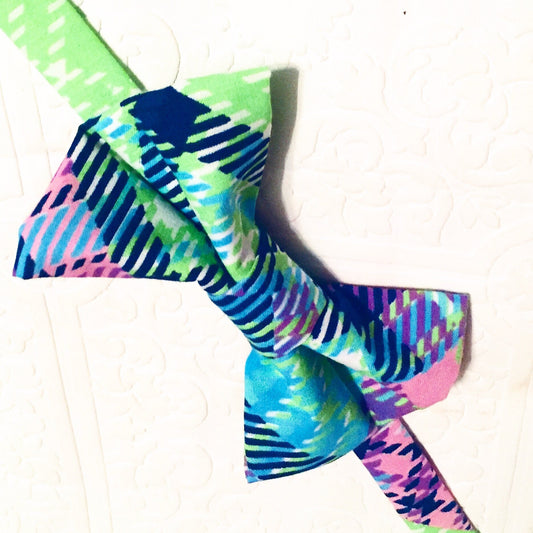 Boy bowtie, baby bow tie, green bow tie, salad green baby bow tie, boy bow tie,toddler bowtie, Green baby bow tie