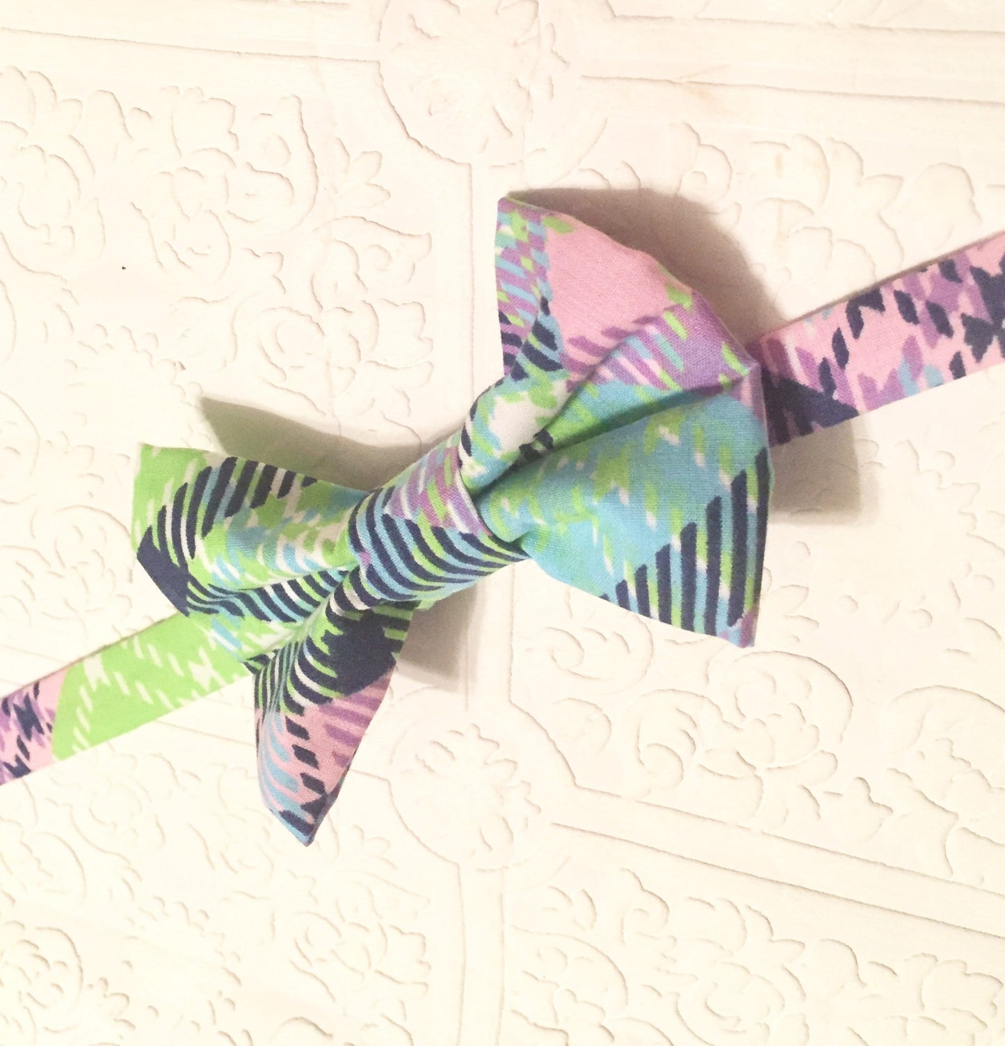 Boy bowtie, baby bow tie, green bow tie, salad green baby bow tie, boy bow tie,toddler bowtie, Green baby bow tie