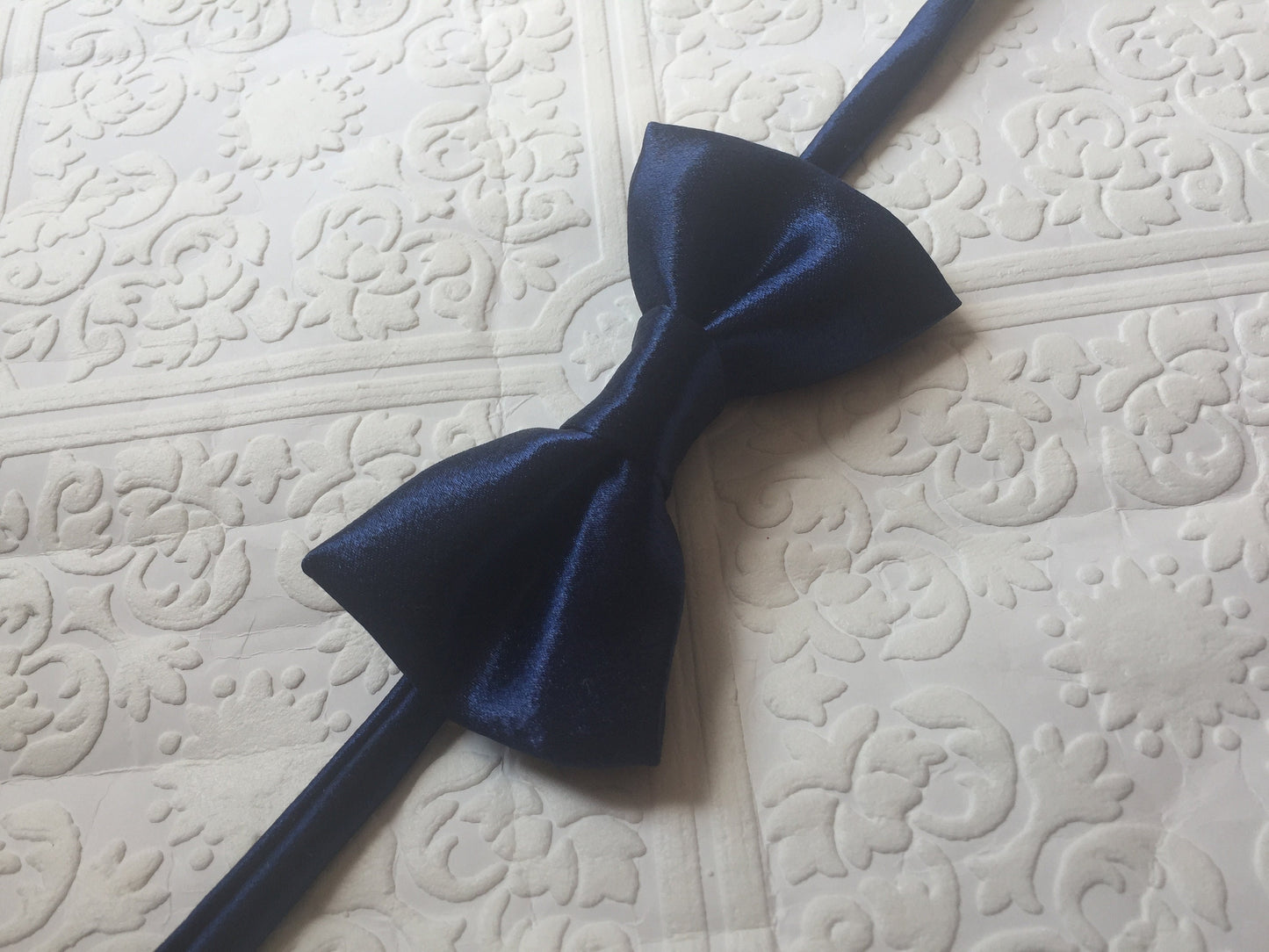 Boy bowtie, baby bow tie, blue bow tie, dark blue baby bow tie, boy bow tie,toddler bowtie, royal blue baby bow tie, royal blue bow tie,