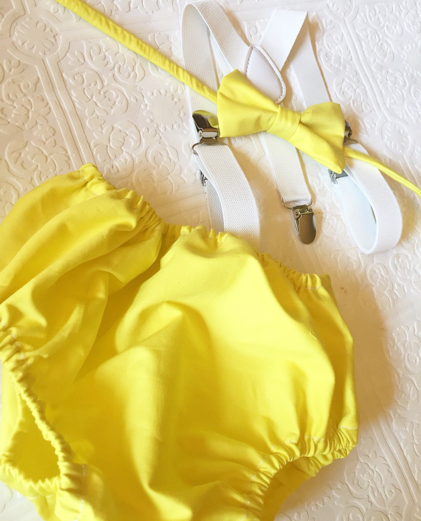 Cake Smash Outfit, Baby Photo Prop, Diaper Cover Set, First Birthday Outfit, Yellow Seersucker Diaper Cover Suspenders Bow Tie, Suspenders