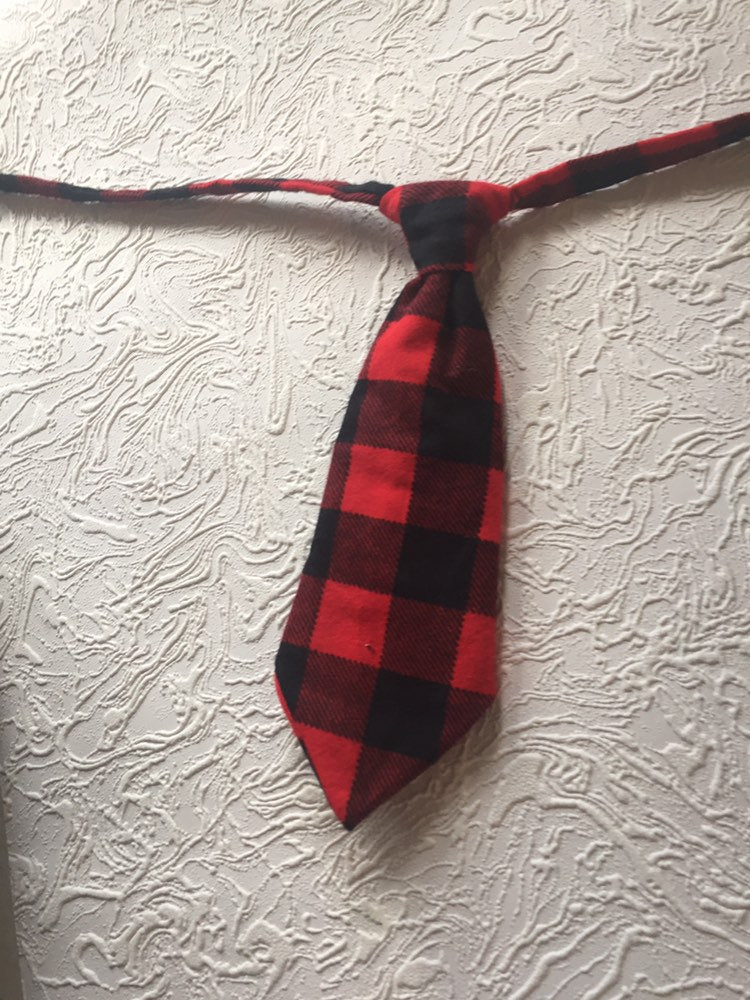 Red & Black plaid tie, buffalo check tie, red plaid tie, boy's red tie, boy's tie, baby tie, toddler tie, christmas tie, red and black tie