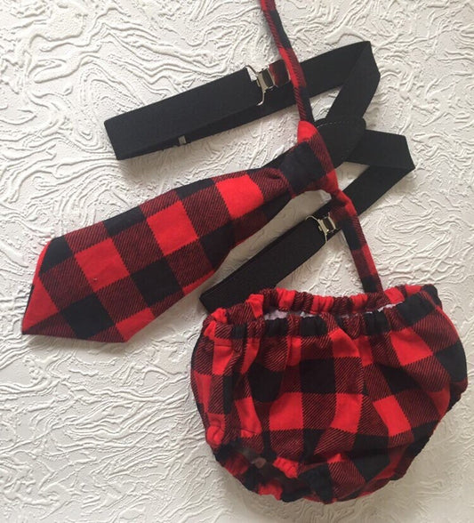Buffalo Plaid Diaper Cover and suspenders- lumberjack Birthday, buffalo plaid boys tie, buffalo plaid bow tie, flannel boys Christmas outfit