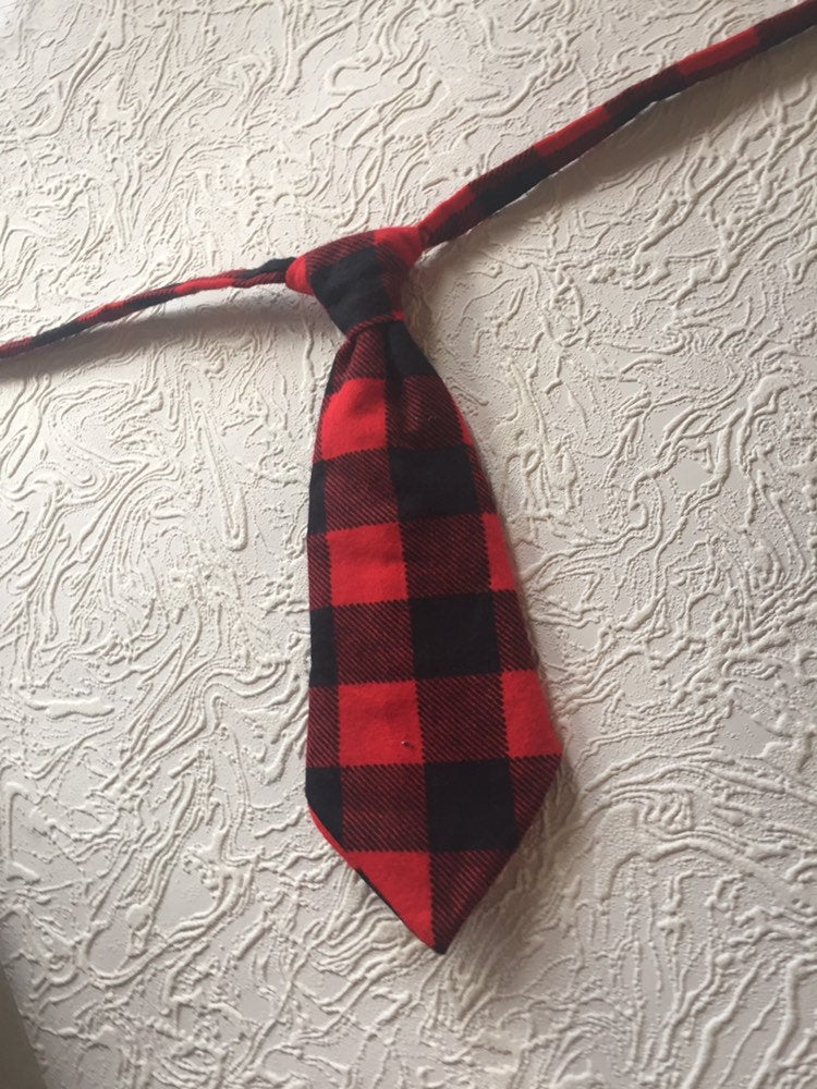 Red & Black plaid tie, buffalo check tie, red plaid tie, boy's red tie, boy's tie, baby tie, toddler tie, christmas tie, red and black tie