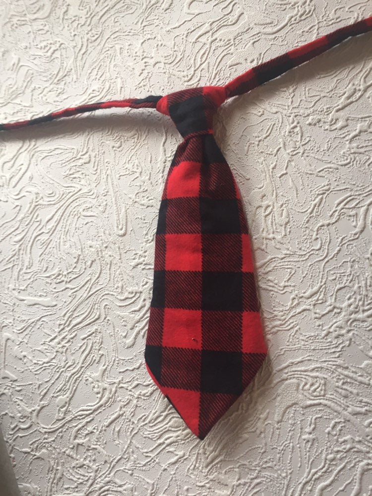 Red & Black plaid tie, buffalo check tie, red plaid tie, boy's red tie, boy's tie, baby tie, toddler tie, christmas tie, red and black tie