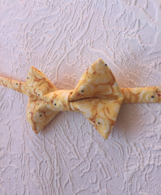 Easter bow tie. Chicks bow tie. Easter baby bow tie.