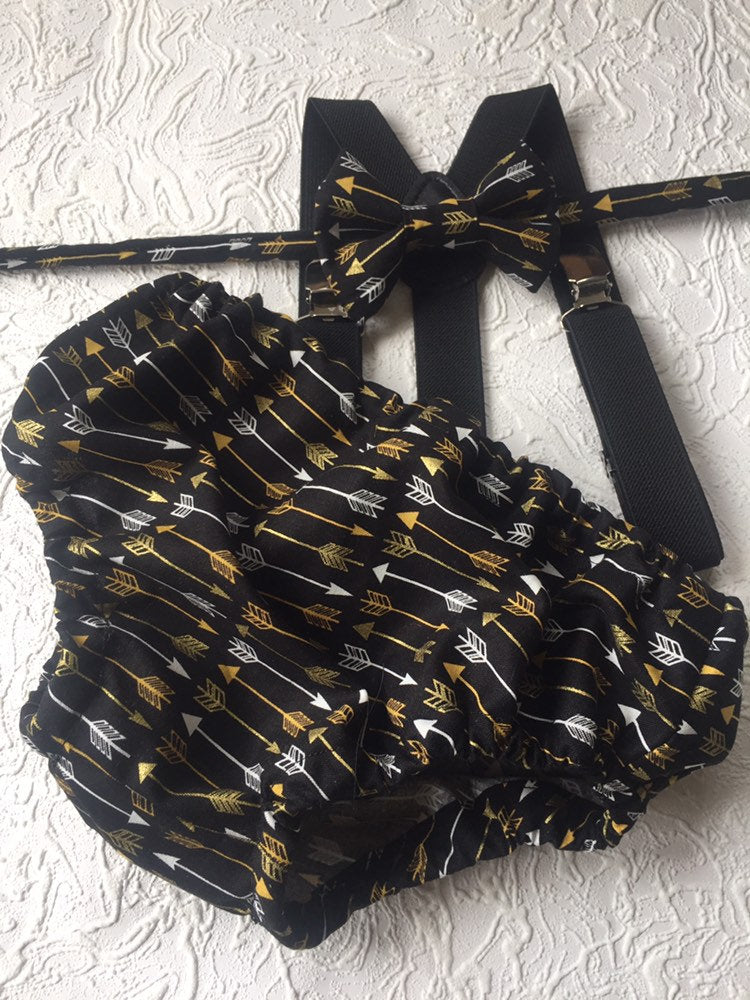 Boys Cake Smash Outfit - Wild One - Diaper Cover, Bow Tie & Birthday bow tie - Boys Birthday Outfit First 1st Birthday - Gold Black Arrows