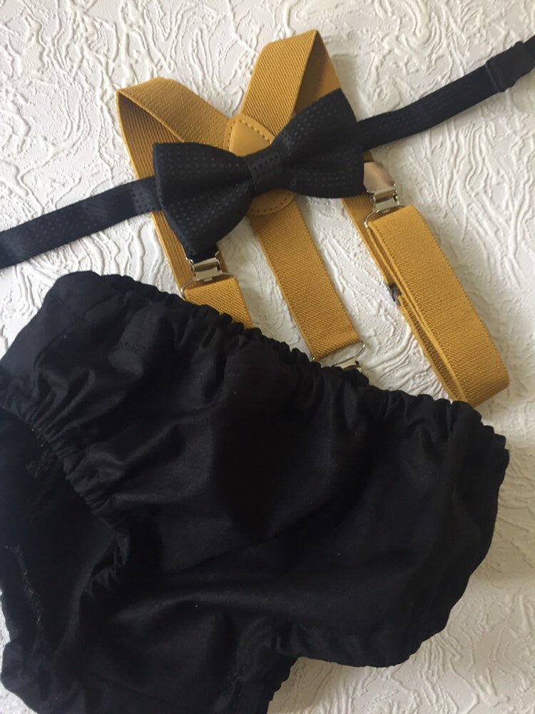 Cake Smash Boy Outfit, Black and Gold 1st Birthday Boy, Black Diaper Cover, Bowtie, Suspender, First Birthday Boy, Boys 1st Birthday