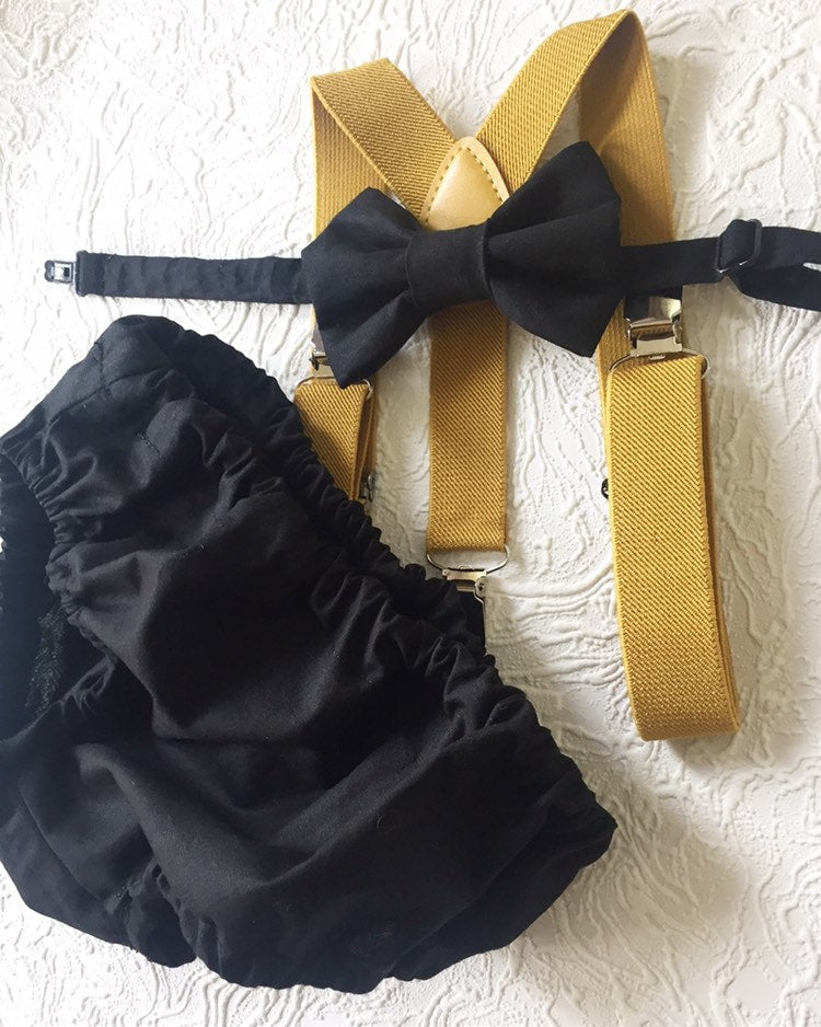 Cake Smash Boy Outfit, Black and Gold 1st Birthday Boy, Black Diaper Cover, Bowtie, Suspender, First Birthday Boy, Boys 1st Birthday