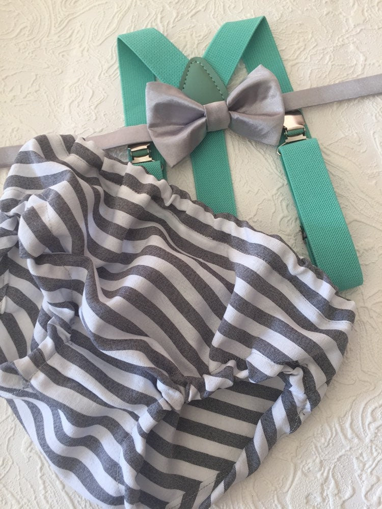 1st Birthday boy cake smash Outfit Bow tie bloomers Suspenders Gray stripe mint, boy outfit,bloomers,diaper cover