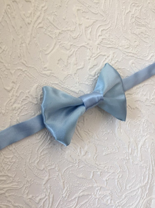Pale Blue Bow tie for Men, Light Blue Bow tie, satin Blue bow tie, Blue Bow tie, Baby Blue Bow tie, Baby Blue Bow tie, Kid's Blue Bow tie