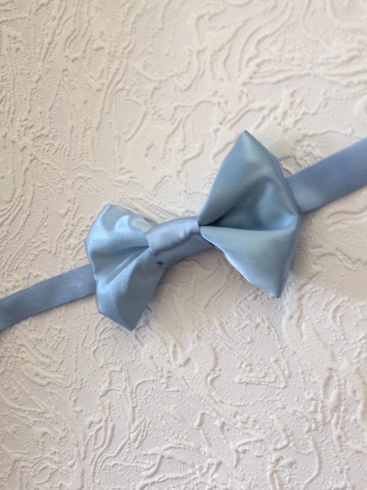 Pale Blue Bow tie for Men, Light Blue Bow tie, satin Blue bow tie, Blue Bow tie, Baby Blue Bow tie, Baby Blue Bow tie, Kid's Blue Bow tie
