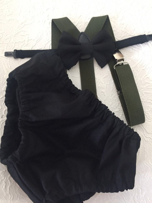 Cake Smash Boy Outfit, Black and green 1st Birthday Boy, Black Diaper Cover, Bowtie, Suspender, army suspenders, First Birthday Boy, Boy