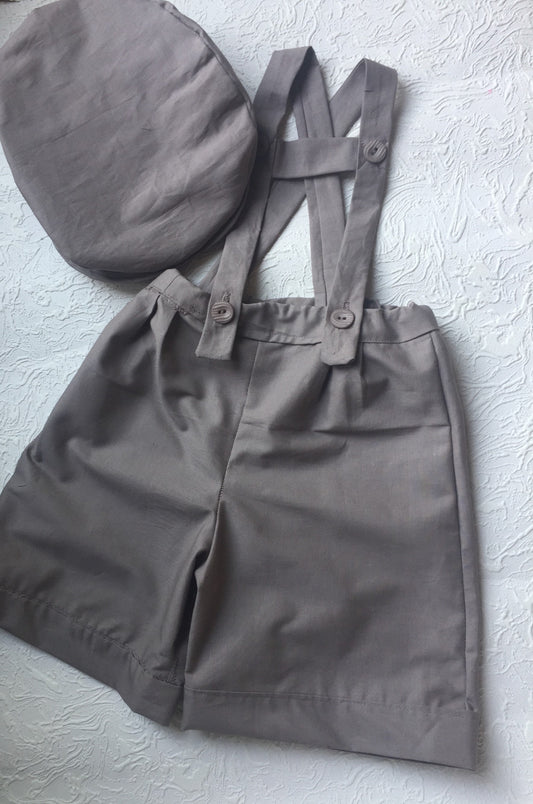 Boy shorts with suspenders and cap in charcoal grey