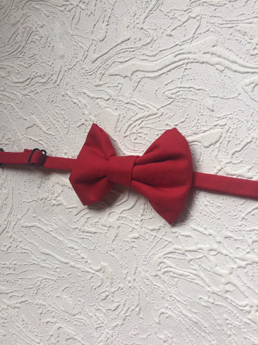 Crimson bow tie, Marsala red bow tie for men, wedding bow tie, groom bow tie, groomsmen bow tie, ringbearer bow tie, marsala boy's bow t