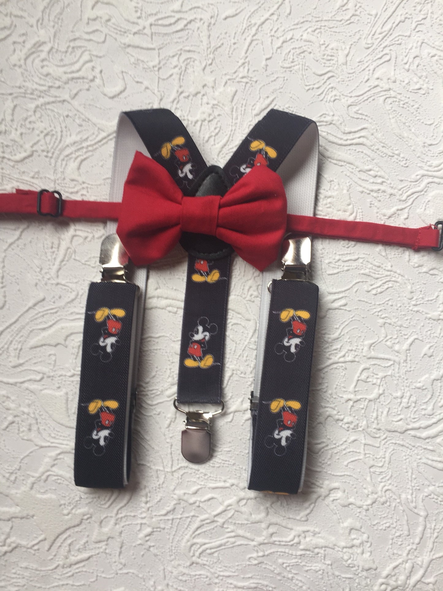Bow Tie & Suspenders, Red Bow Tie, Black Suspenders, Wedding Suspenders, Ring Bearer Outfit, boys Suspenders, Boy Suspenders, Birthday