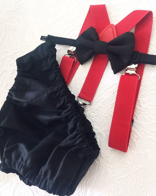 Cake Smash Boy Outfit, Black and red 1st Birthday Boy, Black Diaper Cover, Bowtie, Suspender, green suspenders, First Birthday Boy, Boy