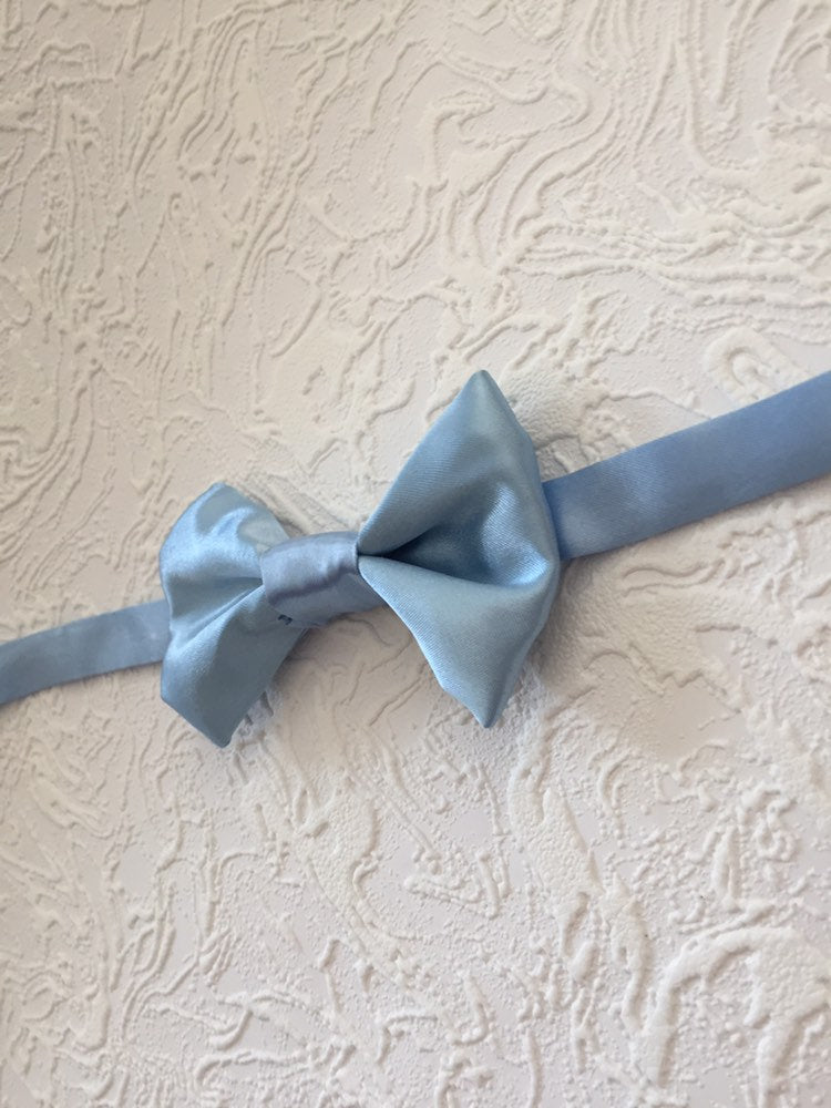 Pale Blue Bow tie for Men, Light Blue Bow tie, satin Blue bow tie, Blue Bow tie, Baby Blue Bow tie, Baby Blue Bow tie, Kid's Blue Bow tie