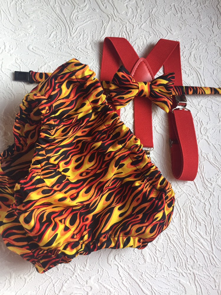 First Birthday Cake Smash Outfit Racing car Red Black yellow Car flames Diaper Cover bow Tie for Baby Boy racing cake smash