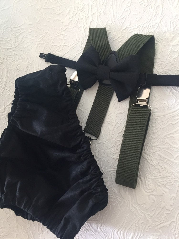 Cake Smash Boy Outfit, Black and green 1st Birthday Boy, Black Diaper Cover, Bowtie, Suspender, army suspenders, First Birthday Boy, Boy