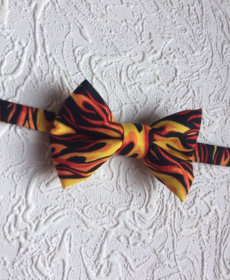 Red Flames Bow Tie, Racing bow tie, Pre-tied Bow tie, Bow ties for boys and Men, Grilling Gifts, BBQ Bow Tie, Red Racing Flames, Boys Bow
