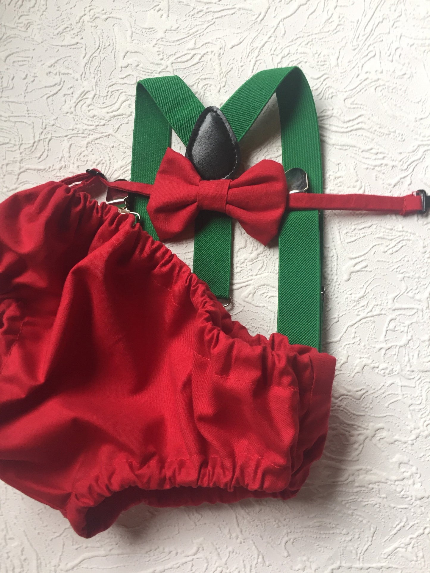 Christmas cake smash outfit, bowtie suspenders and diaper cover, Christmas 1st birthday outfit, boy christmas 1st birthday outfit