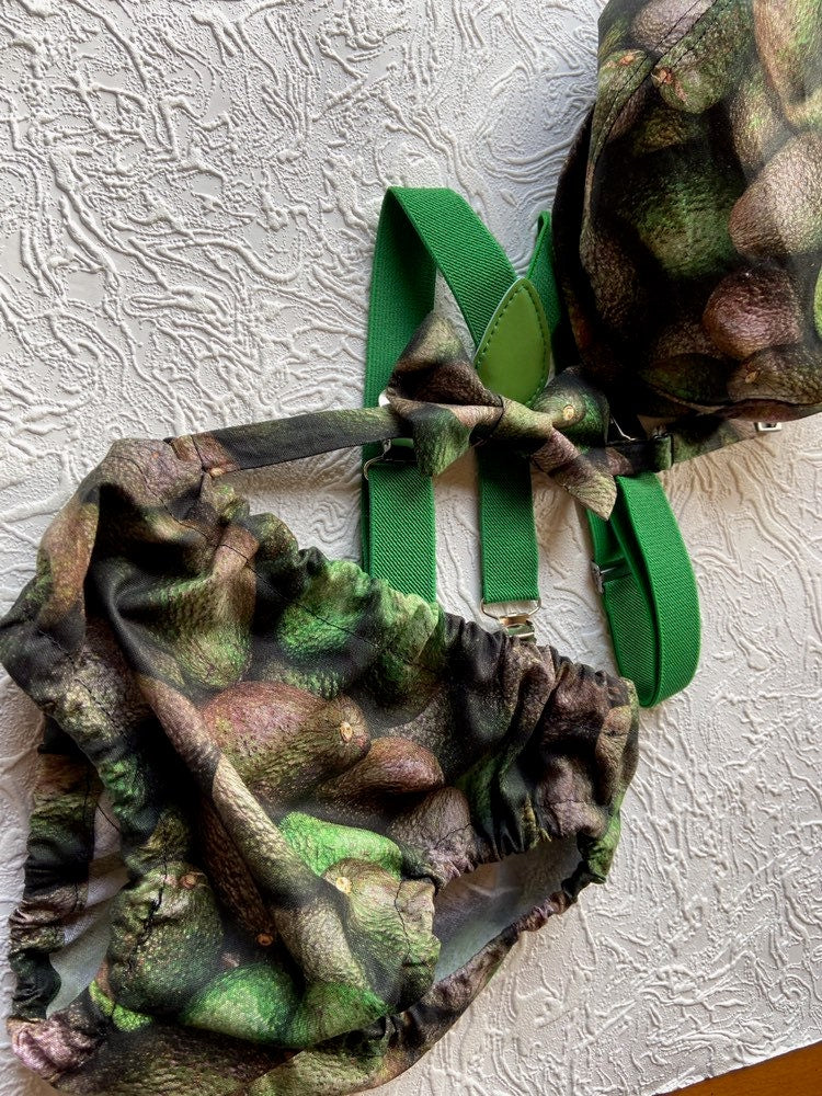 Cake smash outfit for boy, flat cap outfit, newsboy outfit with bloomers and bow tie, First Birthday outfit for baby boy - made to order