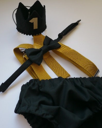 Cake Smash Boy Outfit, Black and Gold 1st Birthday Boy, Black Diaper Cover, Bowtie, Suspender, gold suspenders, First Birthday Boy, Boys 1st