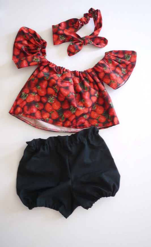 Baby Girl Set, Baby girl clothes, Baby outfit, baby sunsuit, Photography prop, Strawberry, Red, Birthday outfit,baby shower gift,summer baby