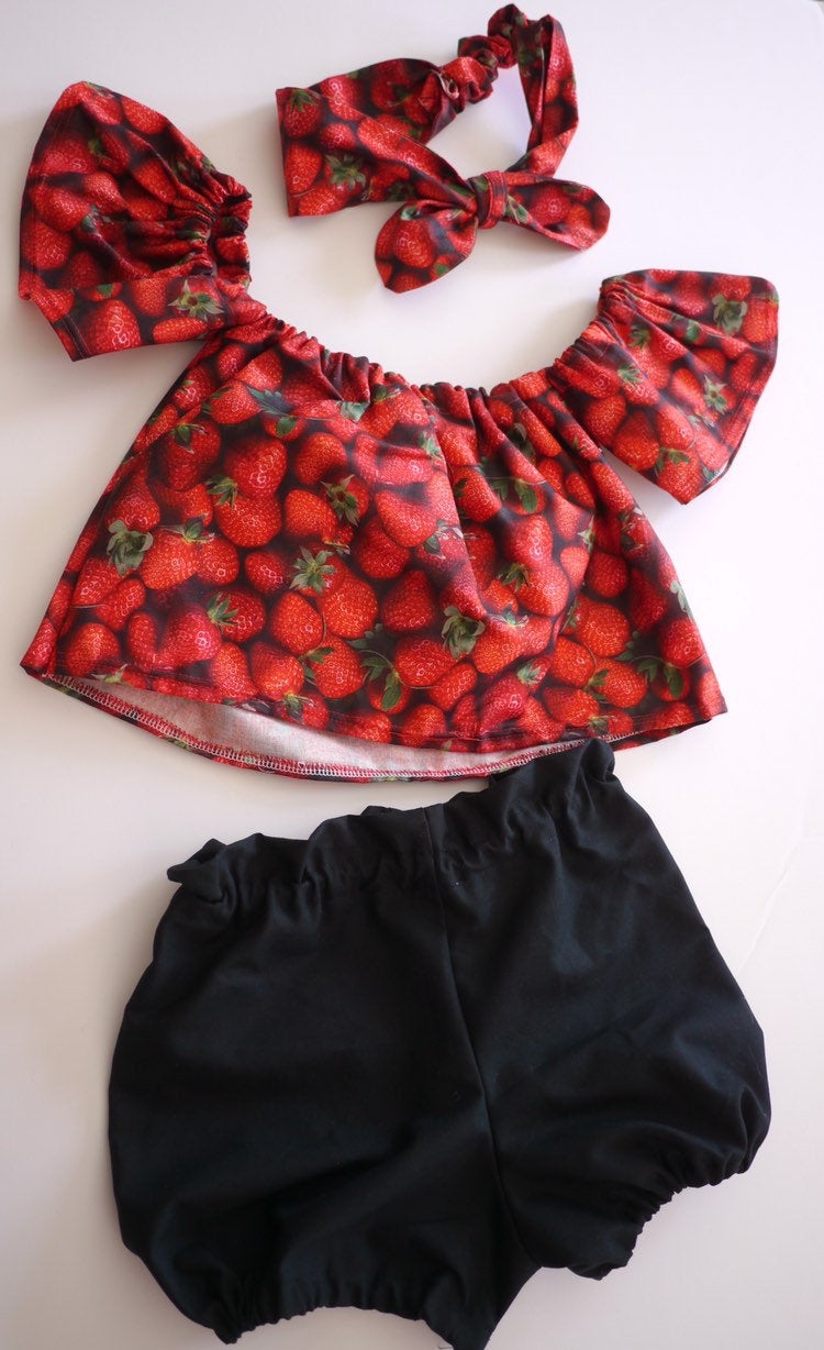 Baby Girl Set, Baby girl clothes, Baby outfit, baby sunsuit, Photography prop, Strawberry, Red, Birthday outfit,baby shower gift,summer baby