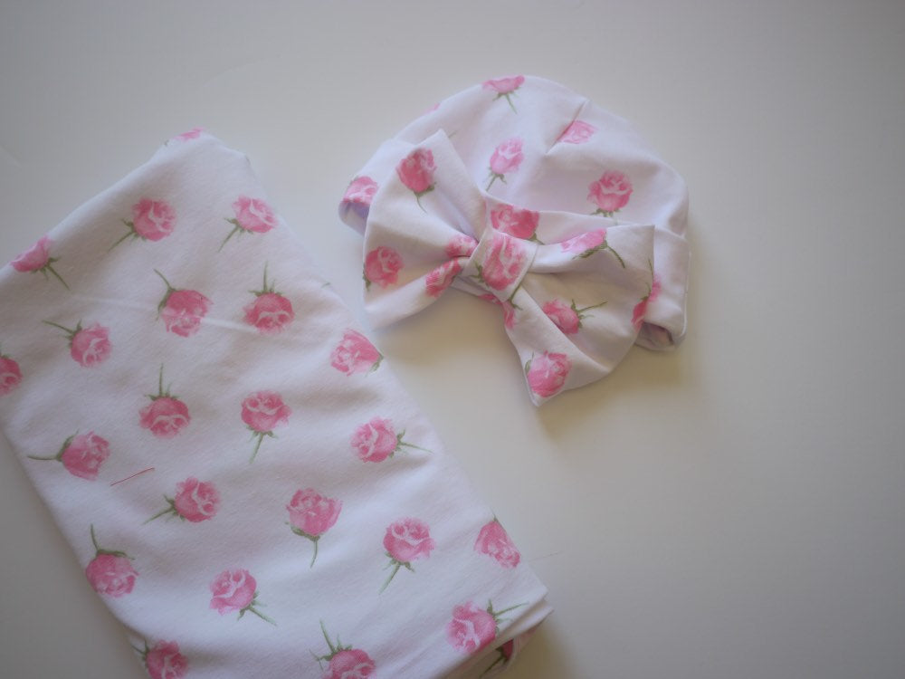 Floral Swaddle Set, Neutral Swaddle Set, Swaddle Blanket and Hat Newborn, Newborn Girl Mauve Rose Swaddle Set, Baby Shower Gift, Photo Prop