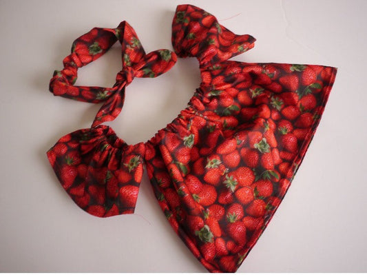 Strawberry off shoulder top, girls strawberry crop top, toddler summer crop top, coming home outfits, birthday, baby outfits, off shoulder