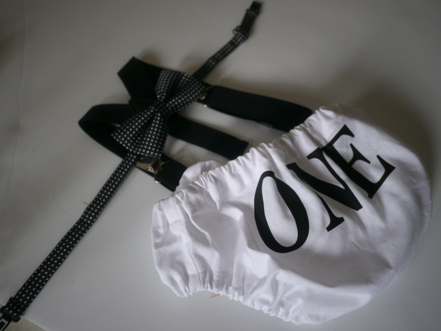 Cake Smash Boy Outfit,Black and White 1st Birthday Boy, Black Diaper Cover, Bowtie, Suspender, boy suspenders, First Birthday Boy, Boys 1st