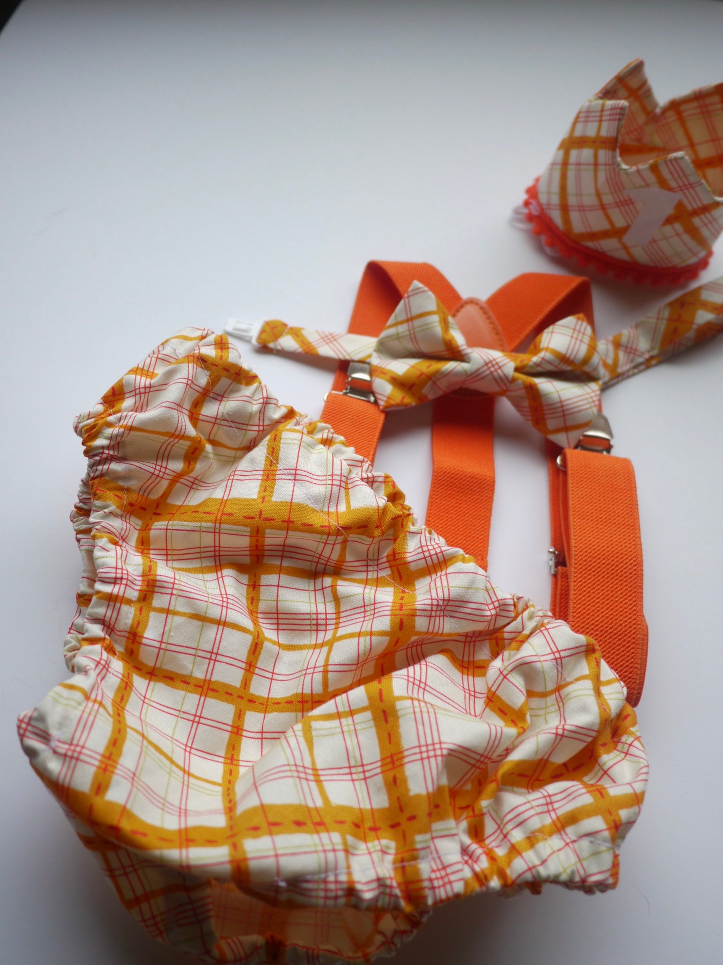 Boy Cake Smash Outfit, Boy Cake Smash, Boy 1st Birthday Set, 1st Birthday, Milestone Pictures, Boy 1st Birthday Outfit, Orange Cake Smash