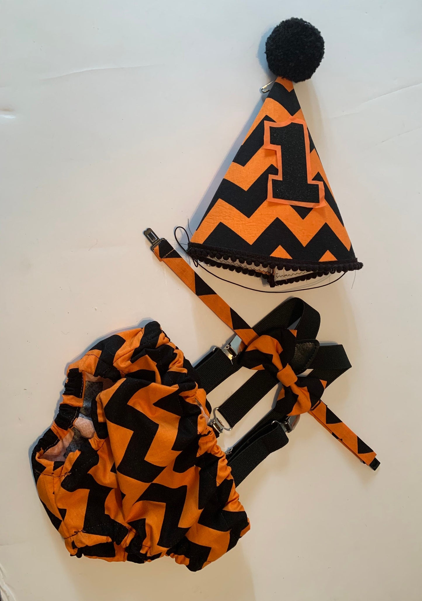 Cake Smash Outfit Boy Girl Halloween Set or Buy the Piece Diaper Cover Bow Tie Suspenders Boys First 1st Birthday black orange Photoshoot