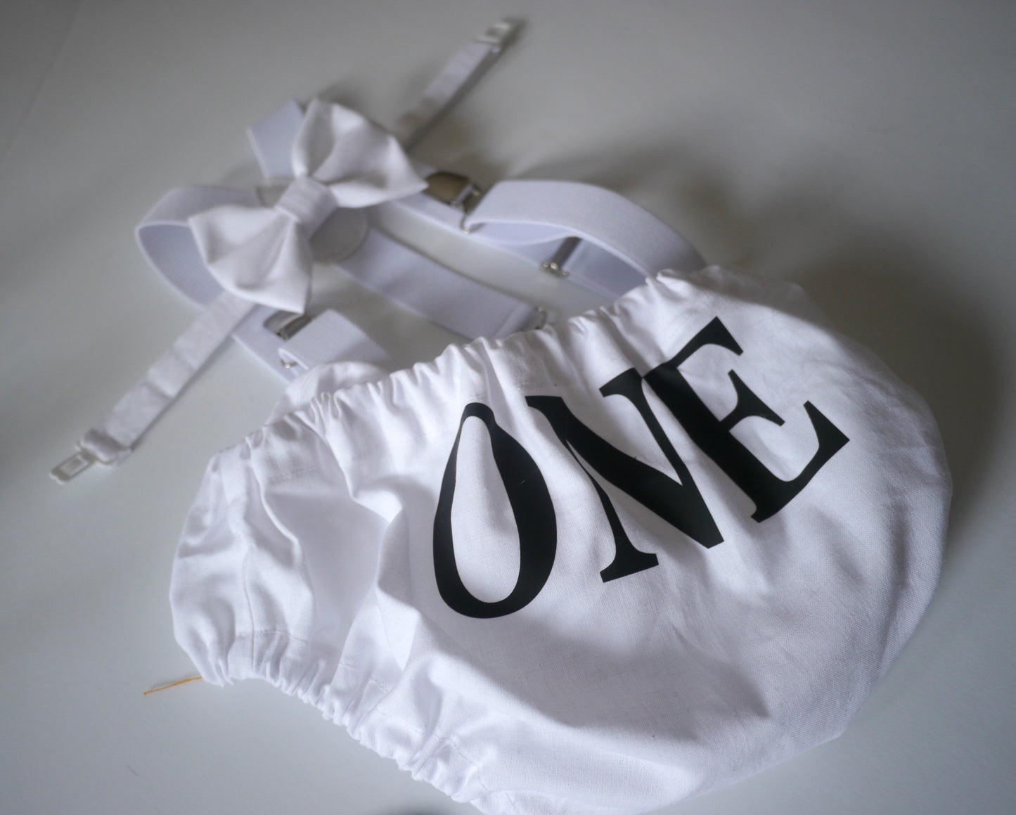 boy smash cake outfit, cake smash outfit boy, first birthday boy, 1st birthday boy outfit, white 1st birthday hat, 1st birthday boy