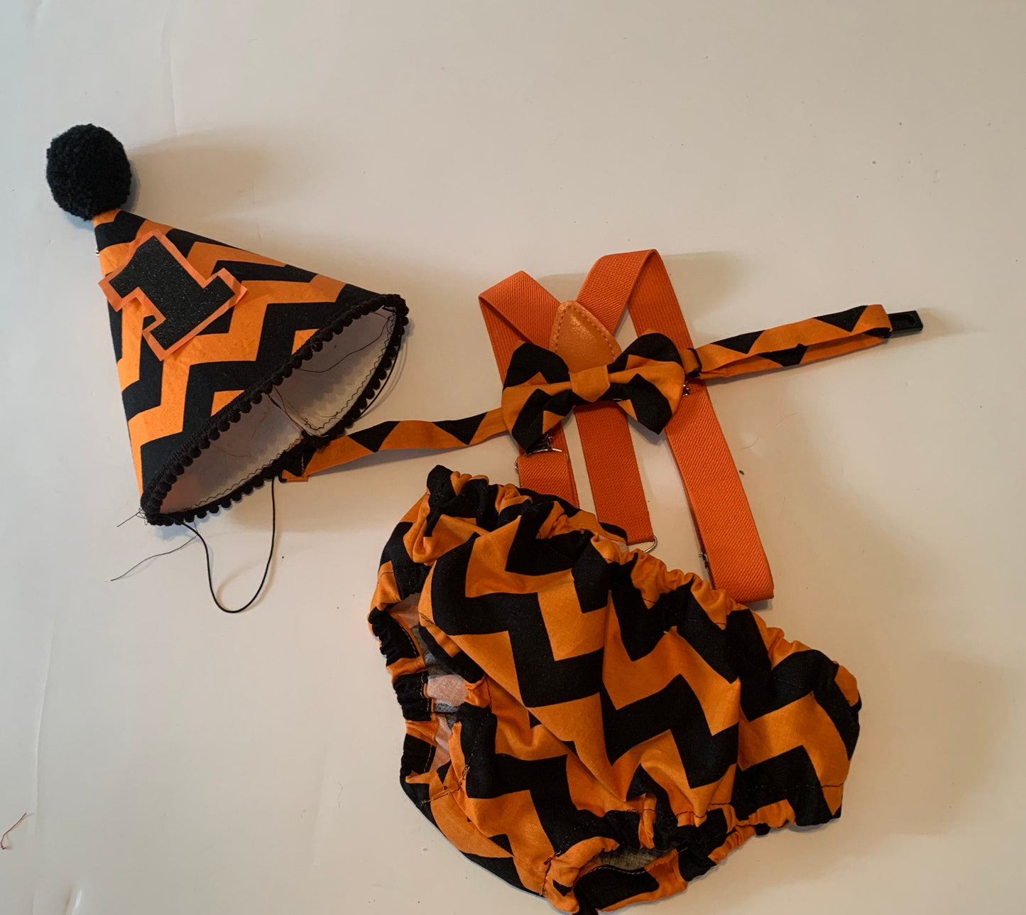 Cake Smash Outfit Boy Girl Halloween Set or Buy the Piece Diaper Cover Bow Tie Suspenders Boys First 1st Birthday black orange Photoshoot