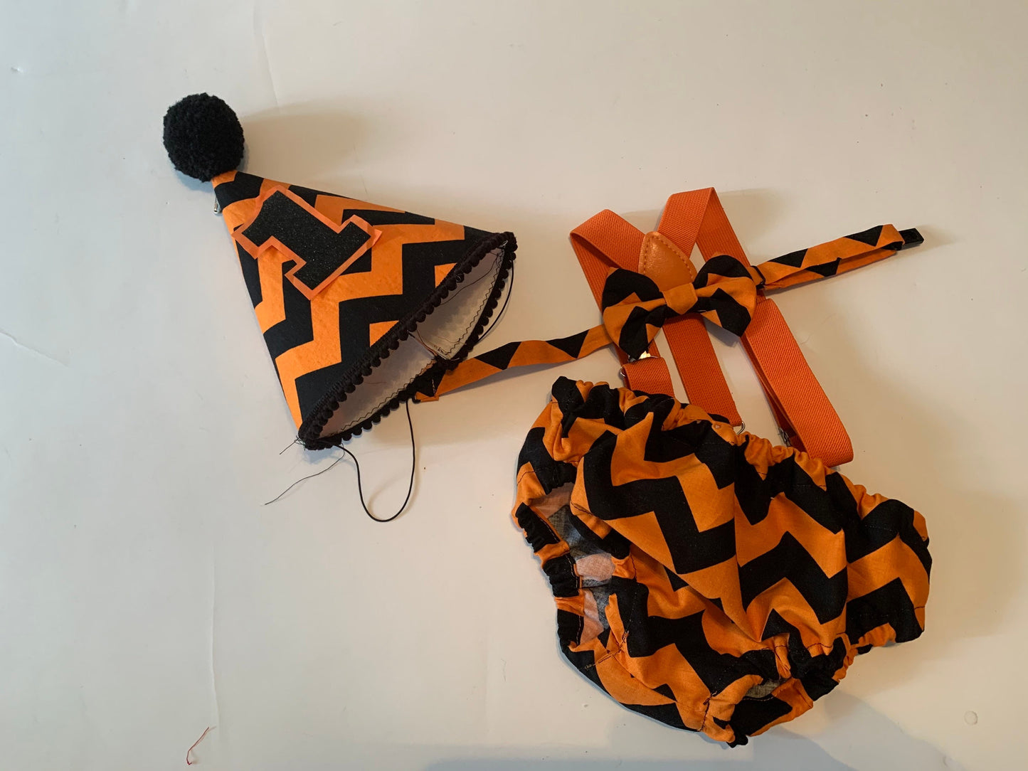 Cake Smash Outfit Boy Girl Halloween Set or Buy the Piece Diaper Cover Bow Tie Suspenders Boys First 1st Birthday black orange Photoshoot