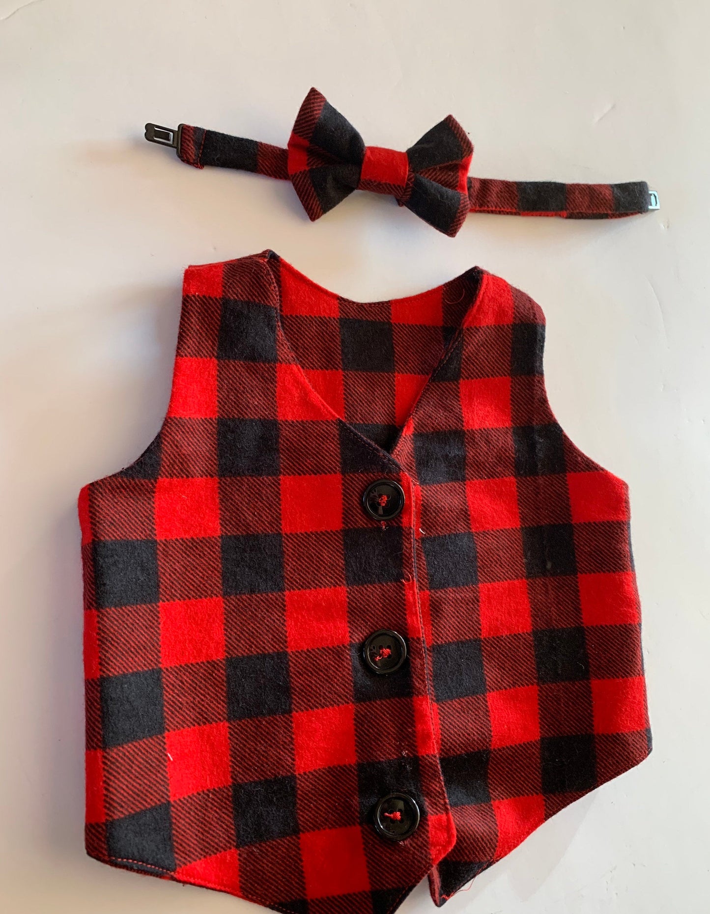 Boys red vest and bow tie Toddler boy vest Baby boy bow tie Infant vest boy Christmas outfit Page boy outfit Boy vest Toddler vest and tie