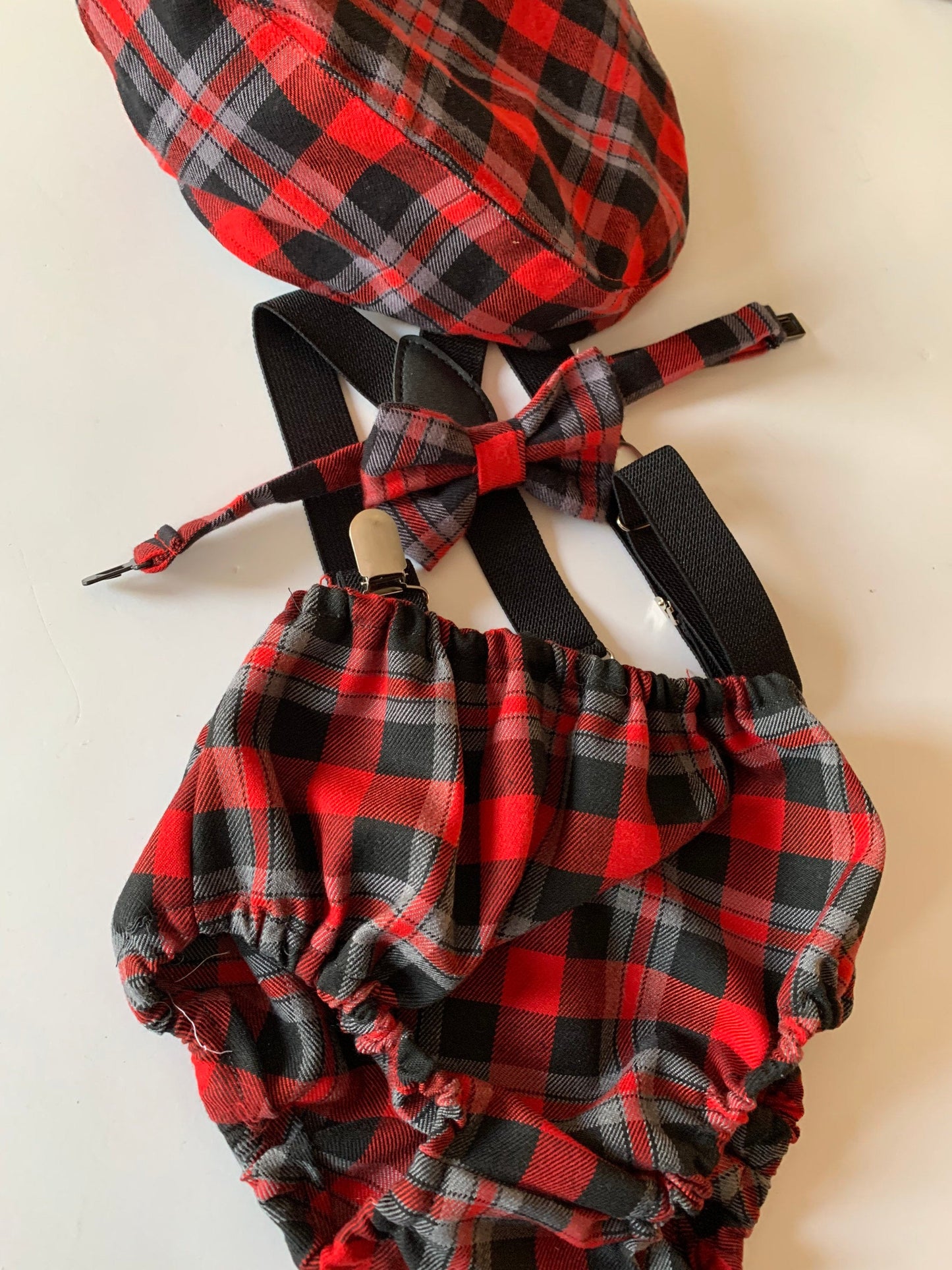 Cake Smash Outfit Boy Girl Buffalo Plaid Set or Buy the Piece Diaper Cover Bow Tie Suspenders Boys First 1st Birthday Lumberjack Photoshoot