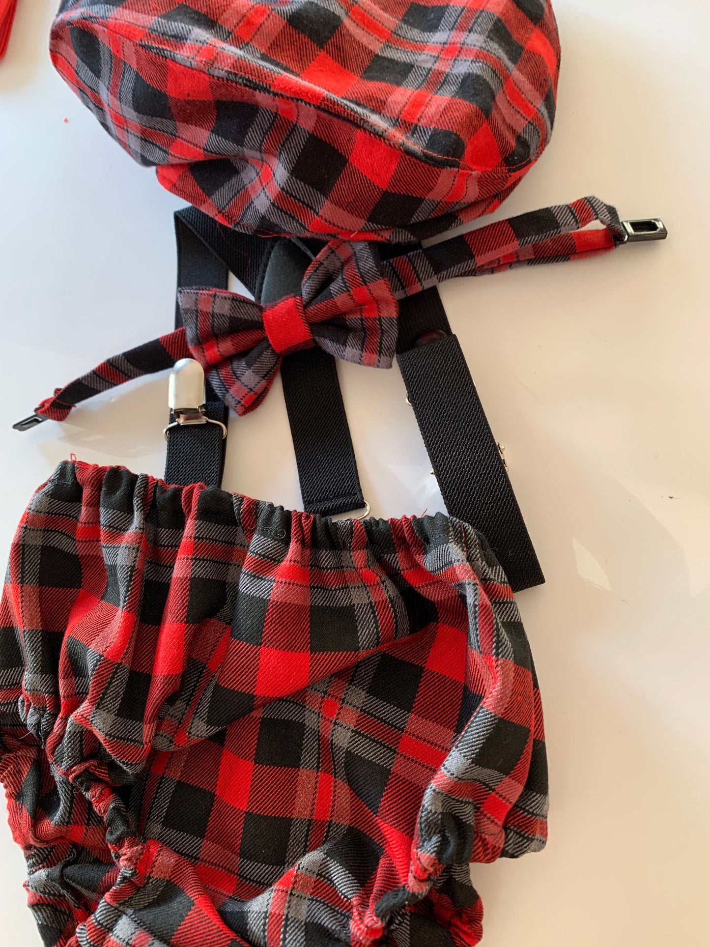 Cake Smash Outfit Boy Girl Buffalo Plaid Set or Buy the Piece Diaper Cover Bow Tie Suspenders Boys First 1st Birthday Lumberjack Photoshoot