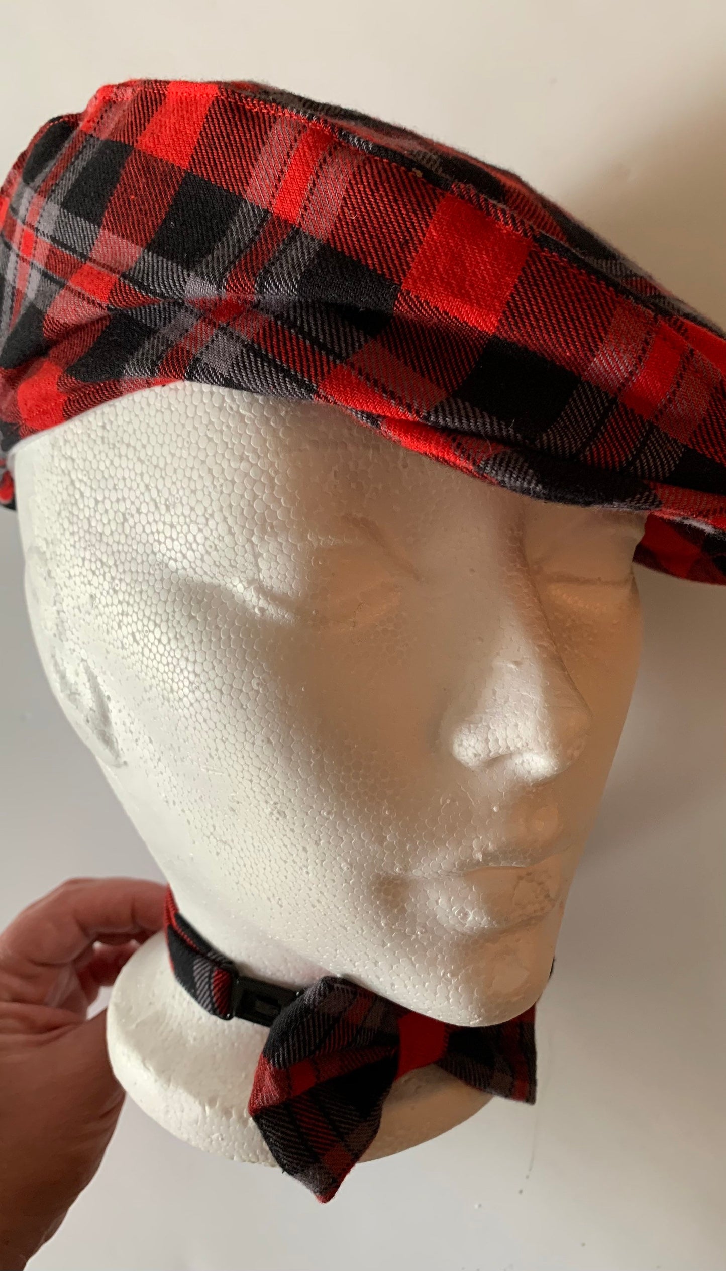 Red, grey and Black Buffalo Check Flat Cap for Father and son Christmas photos