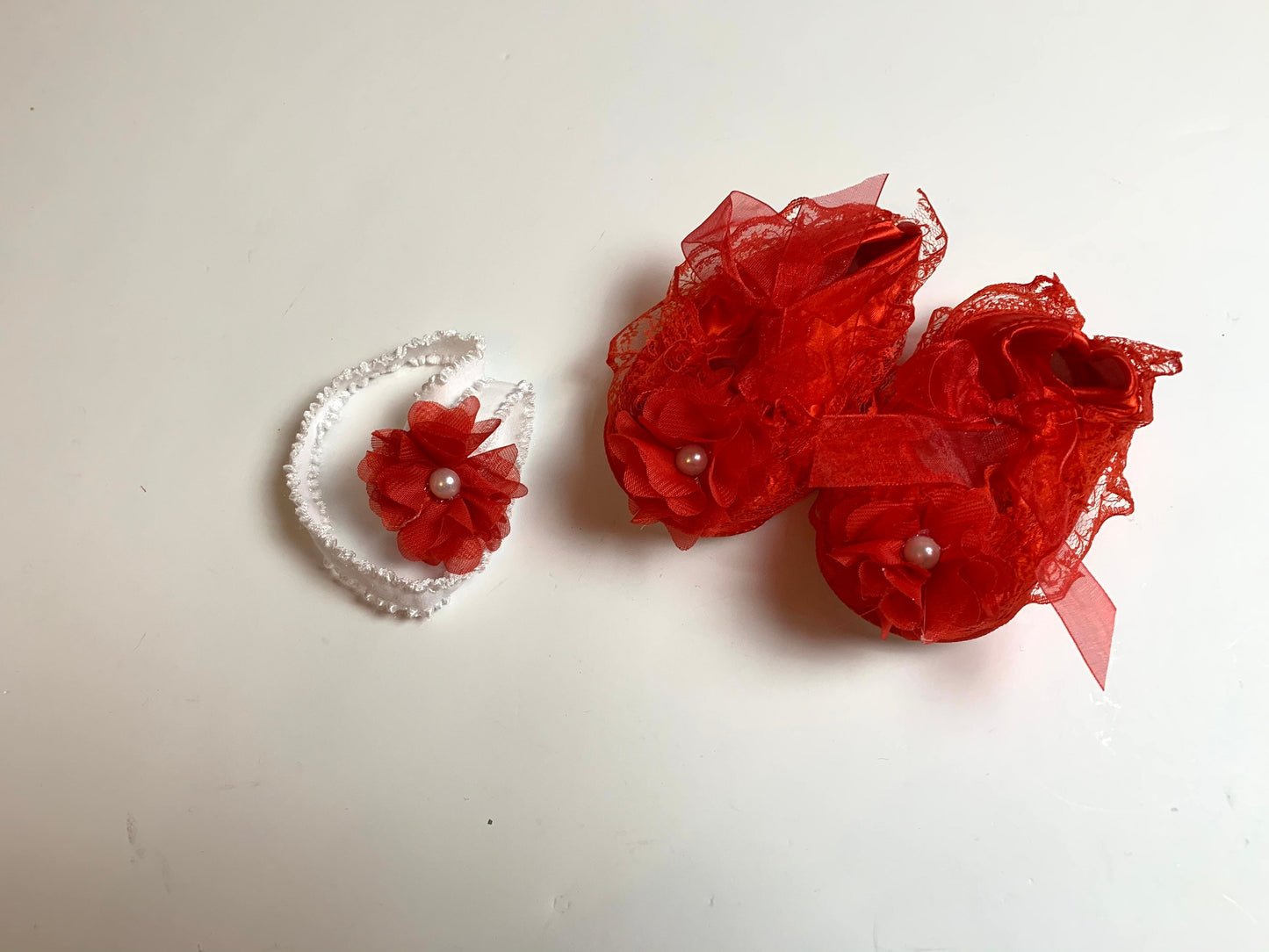 Red baby shoes set with lace and flower, Red baby gift set of cute baby shoes and headband, handmade baby girl dress SET, girl party outfit