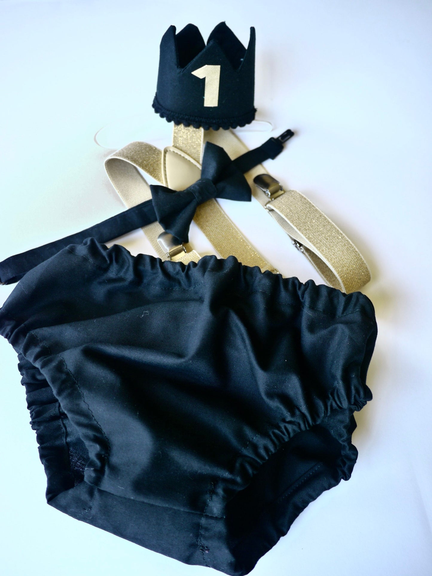 Cake Smash Boy Outfit, Black and Gold 1st Birthday Boy, Black Diaper Cover, Bowtie, Suspender, Crown, First Birthday Boy, Boys 1st Birthday