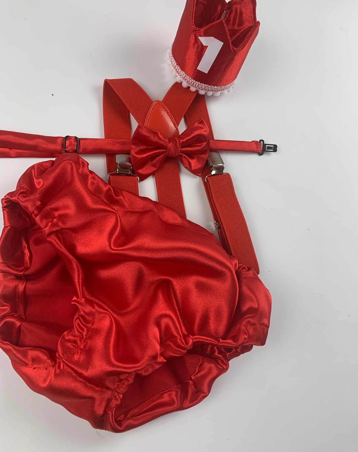 red cake smash outfit boy, Valentine cake smash, red bow tie, smash cake outfit boy, red diaper cover, red baby bow tie, red suspenders