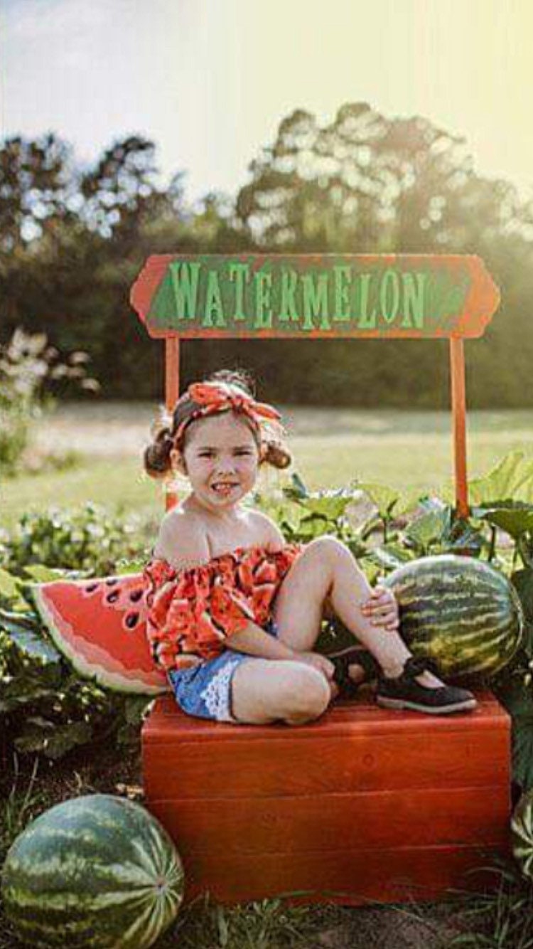 1st Birthday Watermelon Outfit, One in a melon birthday girl set, Watermelon bloomer, Watermelon smash cake outfit, round knot headband