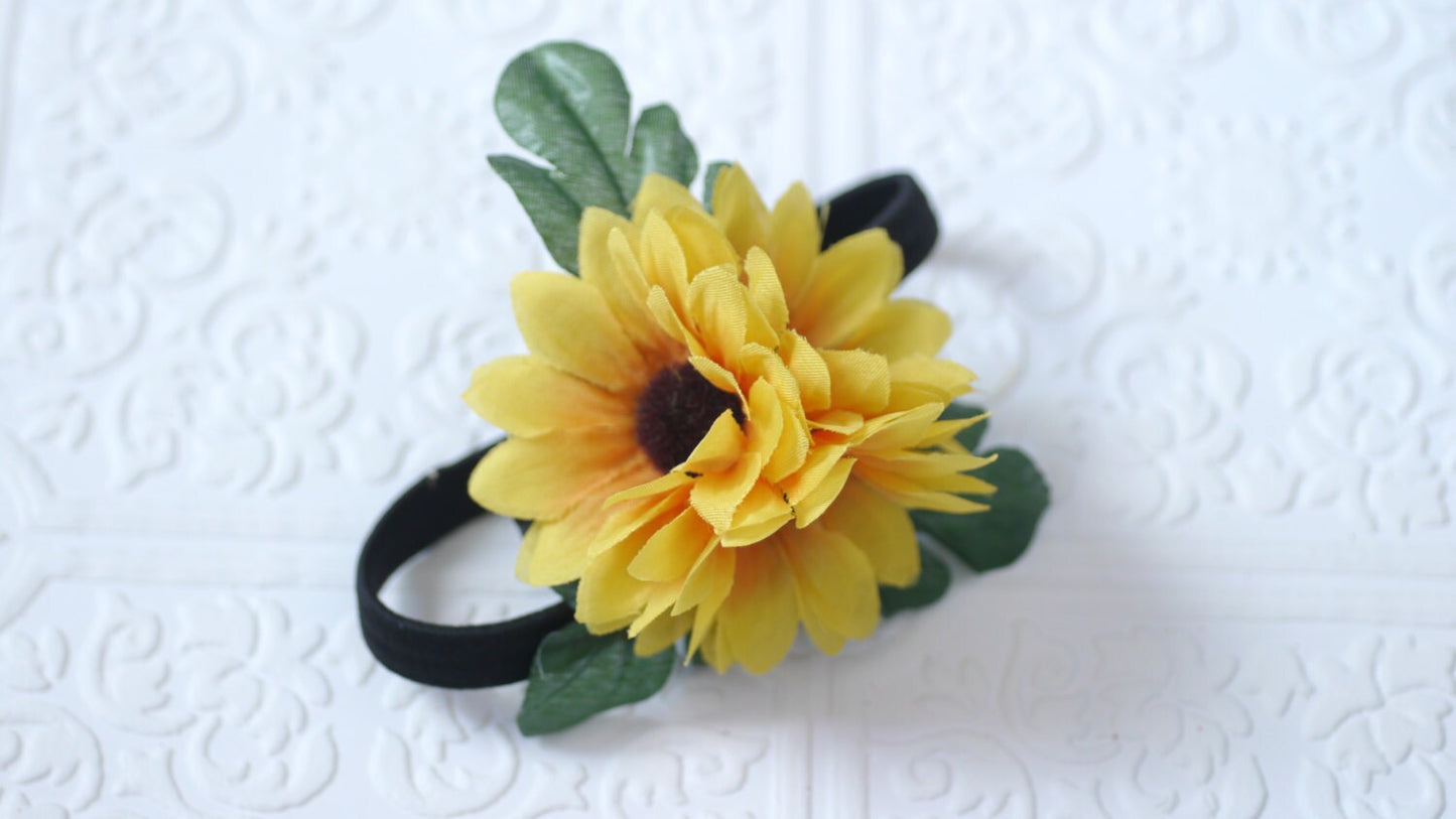 sunflower baby headband, 3 flower headband, baby headband, summer baby headband, spring baby headband, yellow flower headband, simple baby
